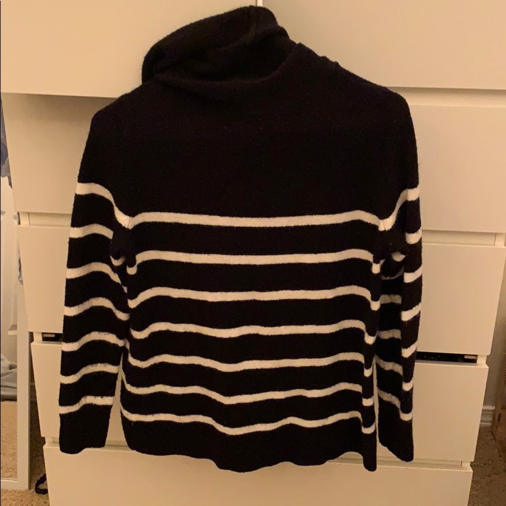 Old Navy sweater !